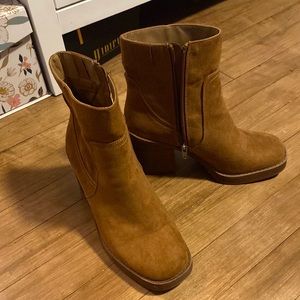 Ankle boot brown with heel size 7